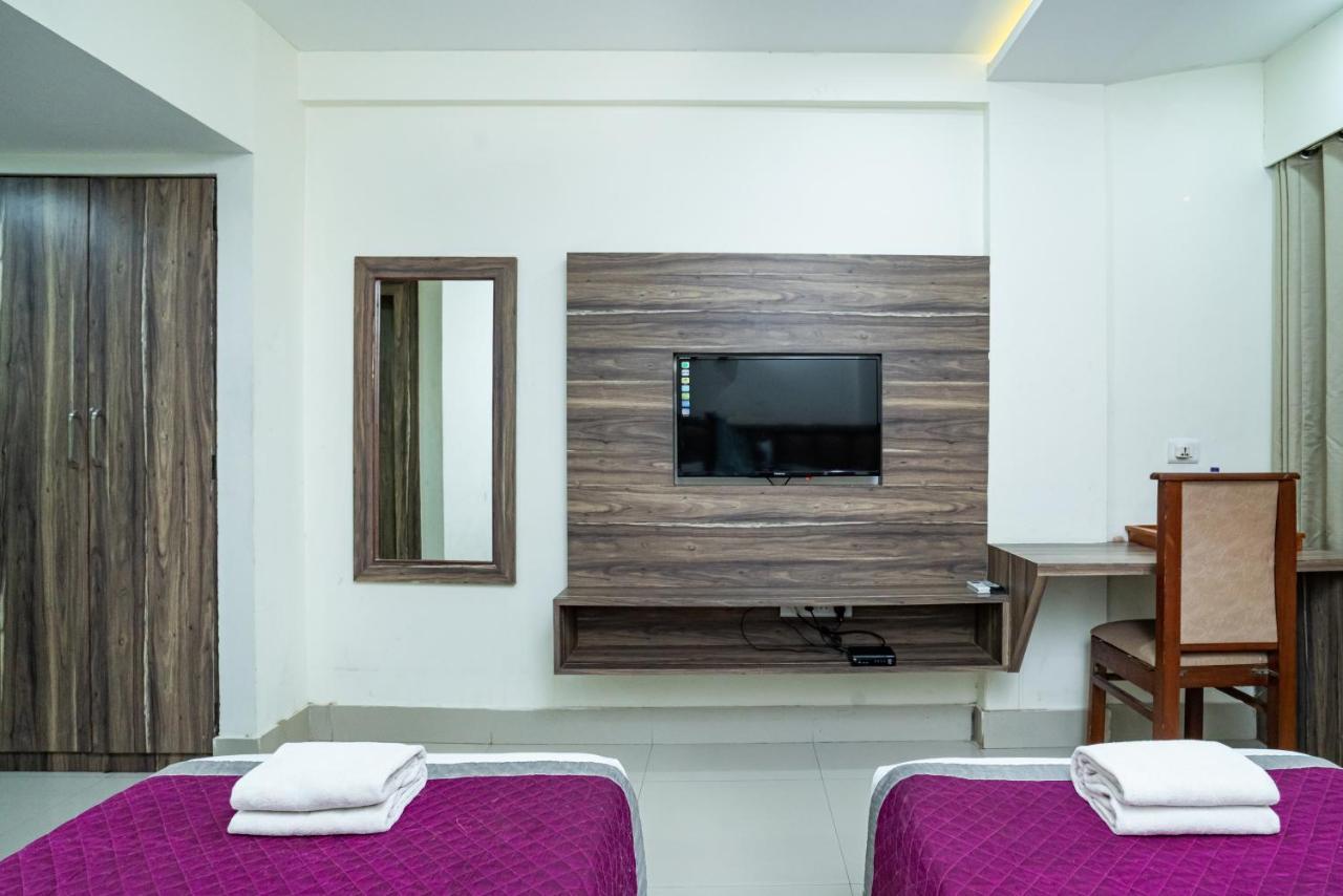 Nexstay Crystal Residency Kozhikode Exteriör bild