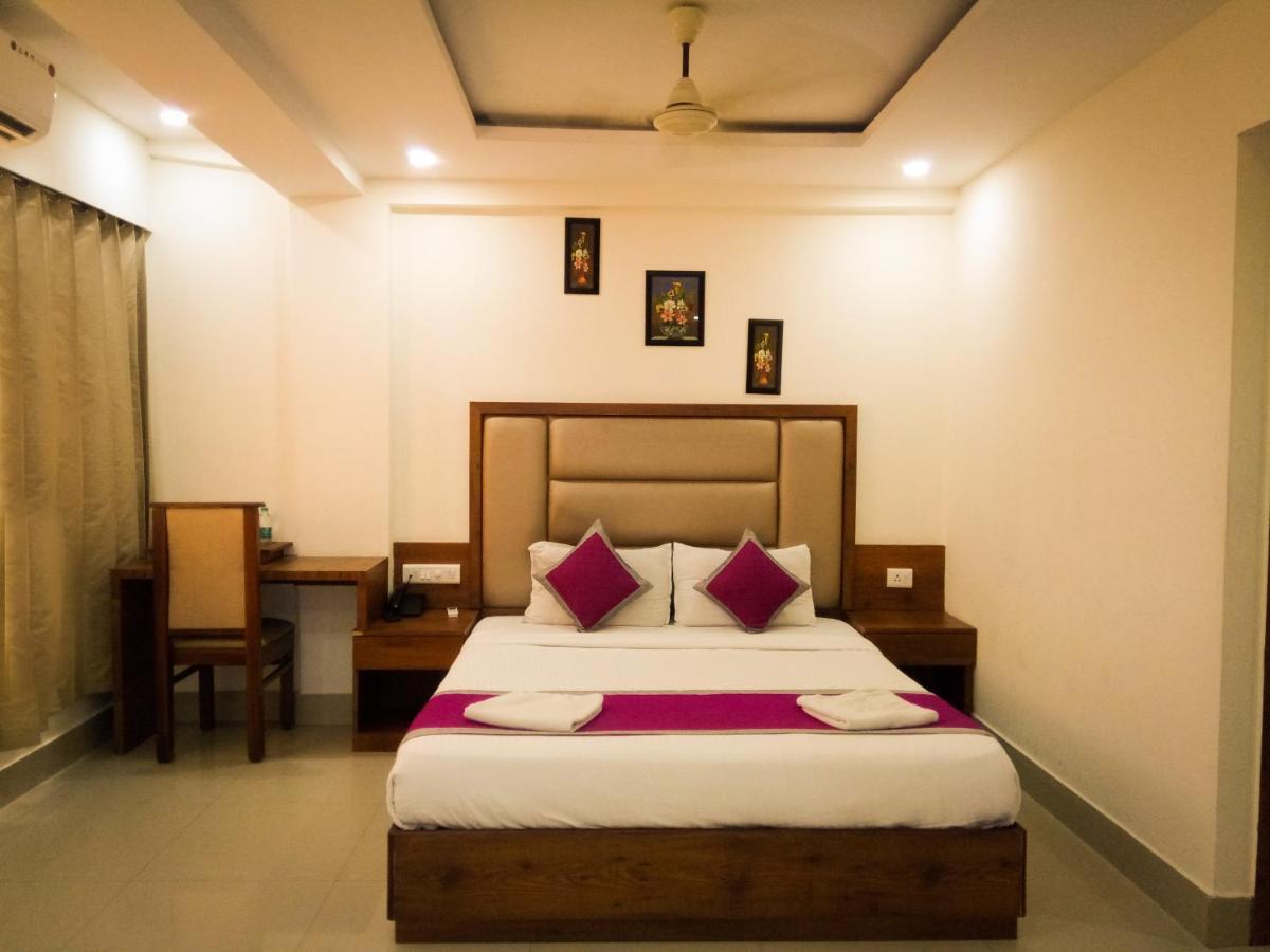 Nexstay Crystal Residency Kozhikode Exteriör bild